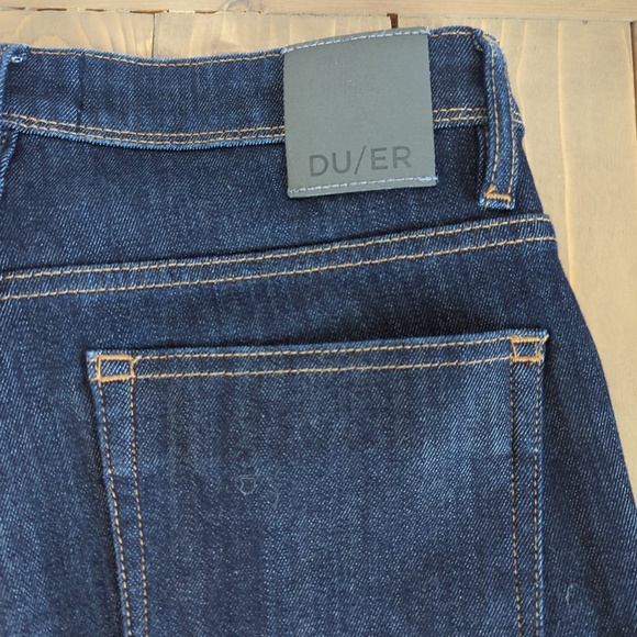 Duer Women’s Slim Straight Leg All-Weather Denim Jeans - Picture 9 of 15
